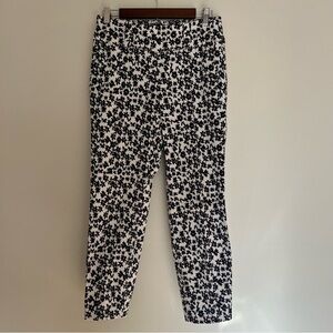 Jofit Women’s Navy and White Floral Golf Pants Size Small